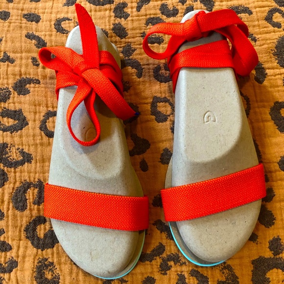 Rothy's Shoes - Rothy’s Picnic wrap sandals size 8